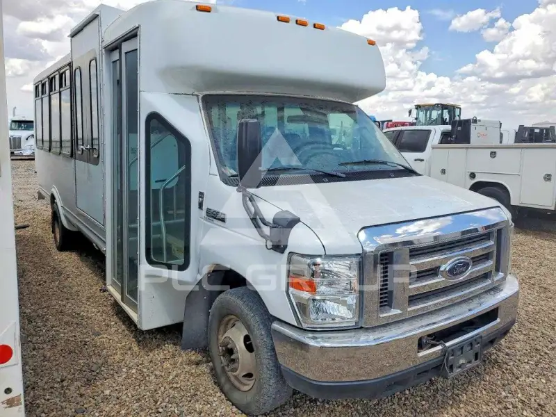 2012 Ford ECONOLINE фото