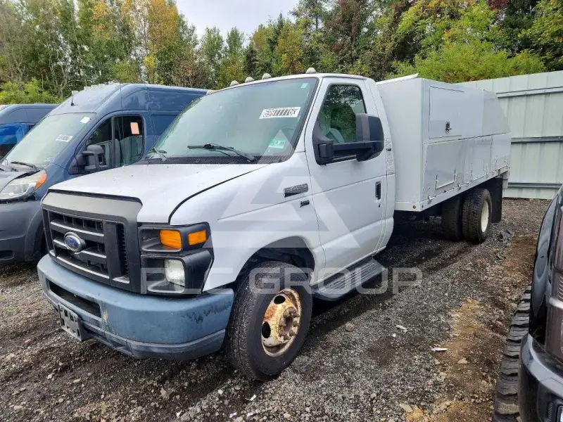 2012 Ford ECONOLINE фото