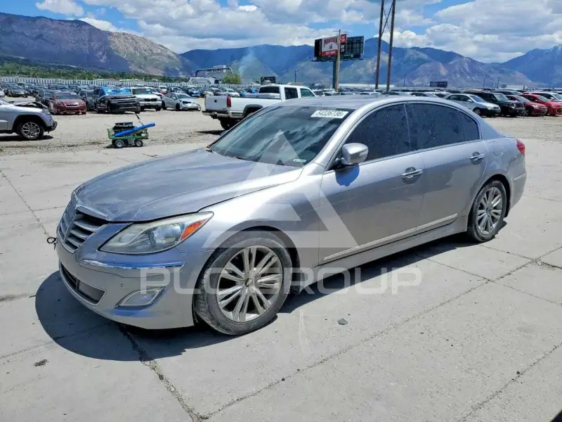 2012 Hyundai Genesis photo