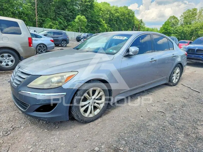 2012 Hyundai Genesis photo