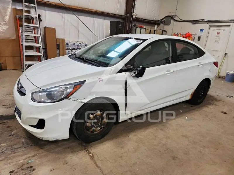 2012 Hyundai Accent photo