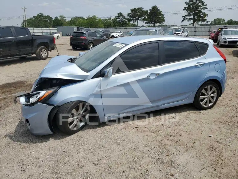 2012 Hyundai Accent фото