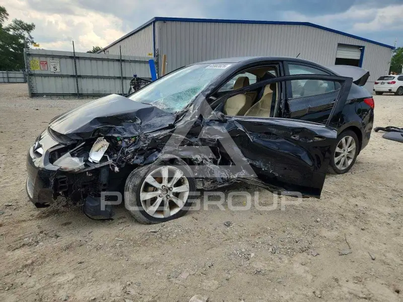 2012 Hyundai Accent фото