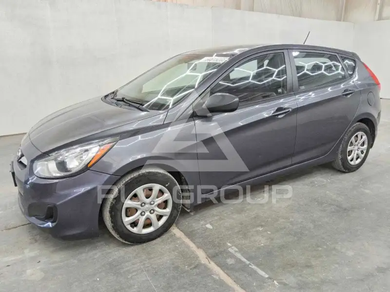 2012 Hyundai Accent photo