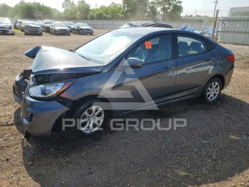 2012 Hyundai Accent фото