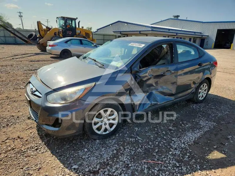 2012 Hyundai Accent фото
