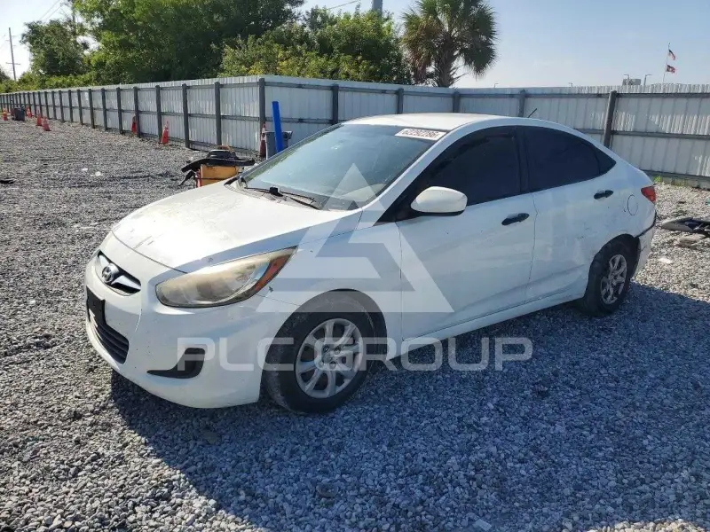 2012 Hyundai Accent фото
