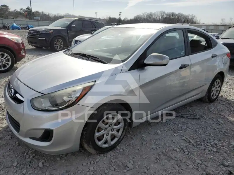 2012 Hyundai Accent фото