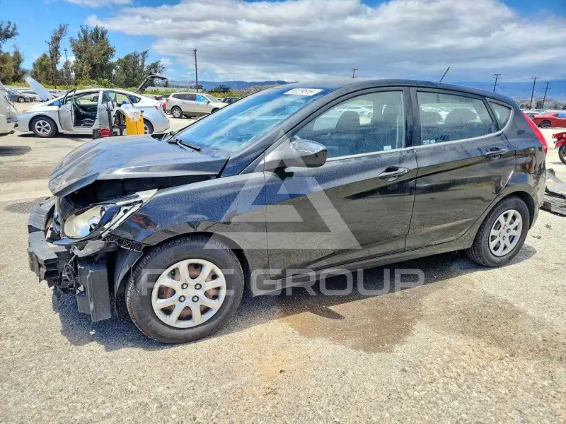 2012 Hyundai Accent фото