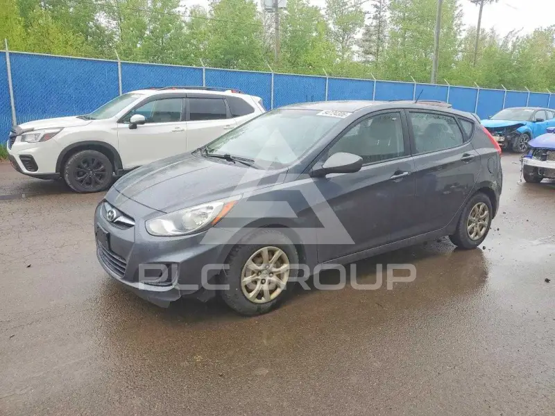 2012 Hyundai Accent фото
