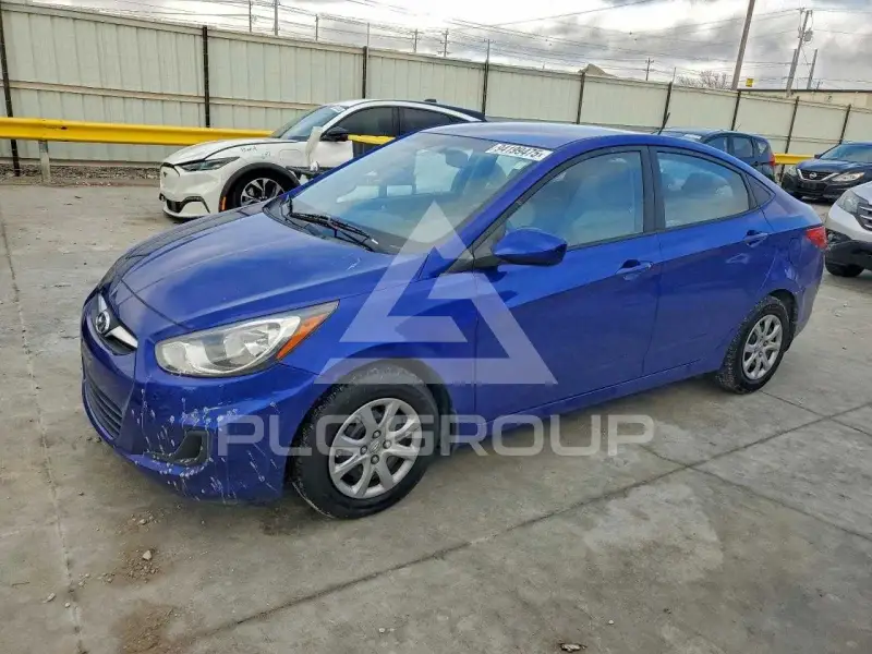 2012 Hyundai Accent фото