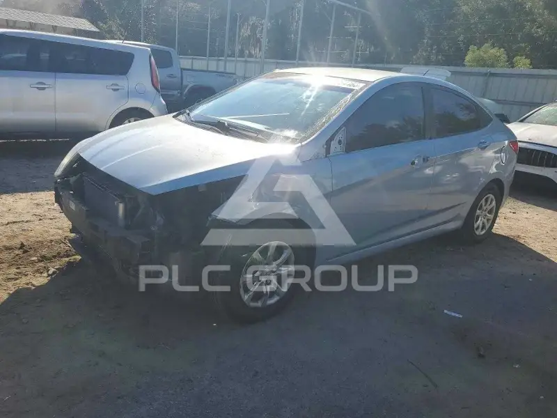 2012 Hyundai Accent фото