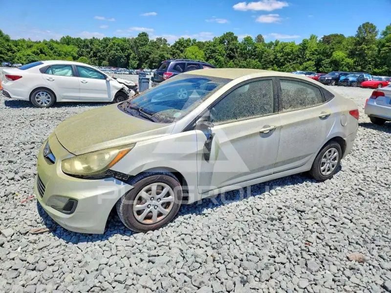 2012 Hyundai Accent фото