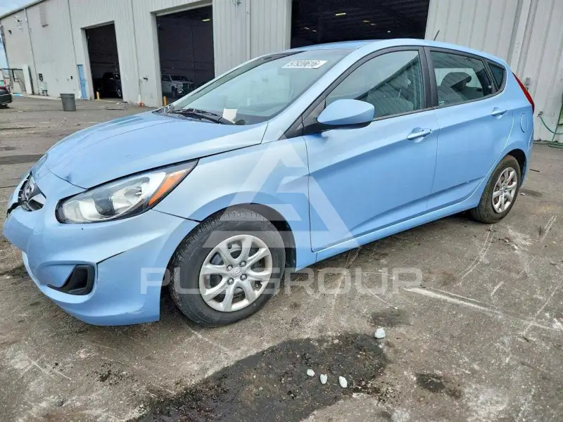 2012 Hyundai Accent фото