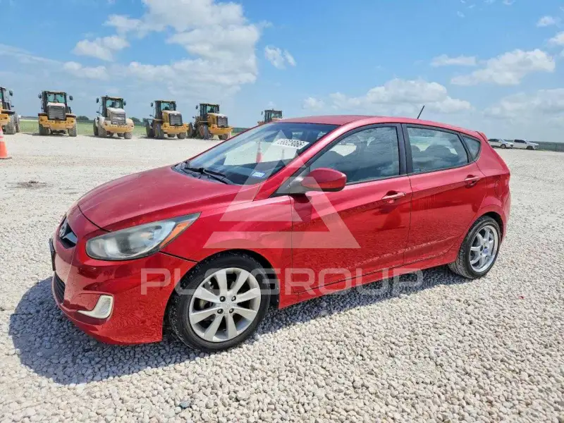 2012 Hyundai Accent фото