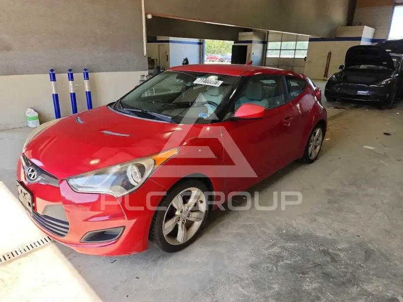 2012 Hyundai Veloster photo