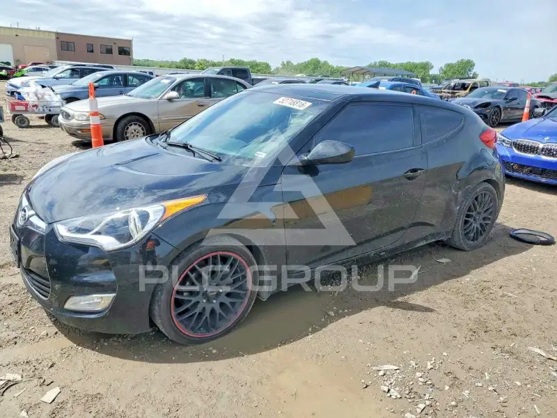 2012 Hyundai Veloster photo