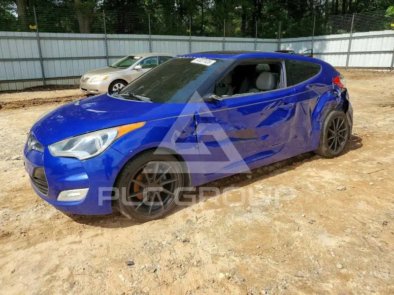 2012 Hyundai Veloster photo