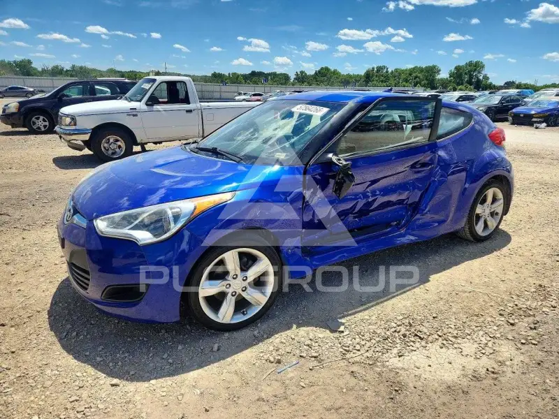 2012 Hyundai Veloster photo