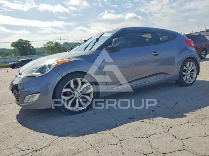 2012 Hyundai Veloster фото