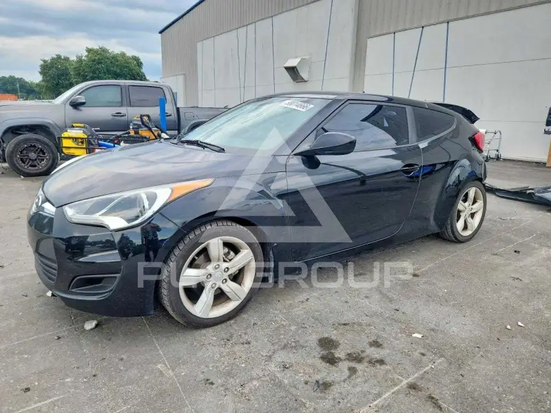 2012 Hyundai Veloster photo
