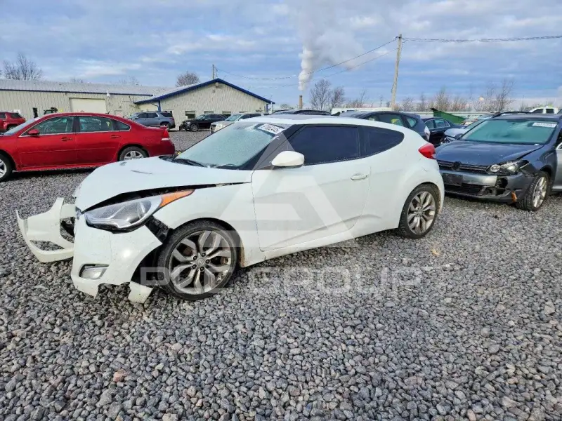 2012 Hyundai Veloster фото