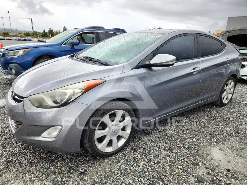 2012 Hyundai Elantra фото