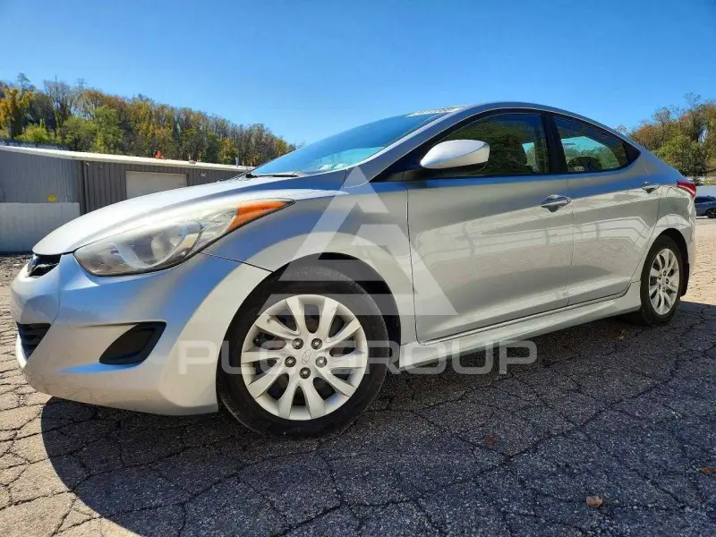 2012 Hyundai Elantra фото