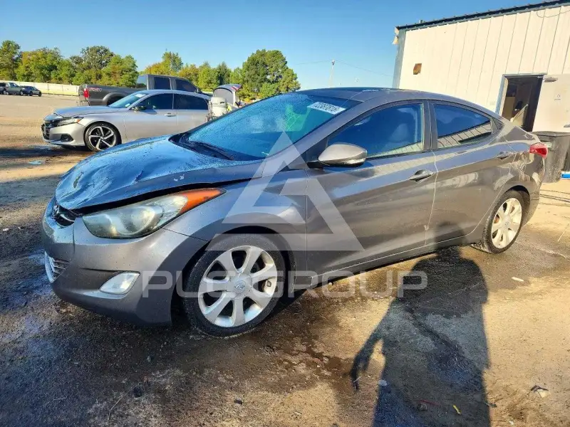 2012 Hyundai Elantra фото