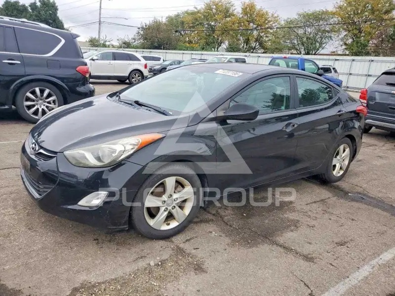 2012 Hyundai Elantra photo