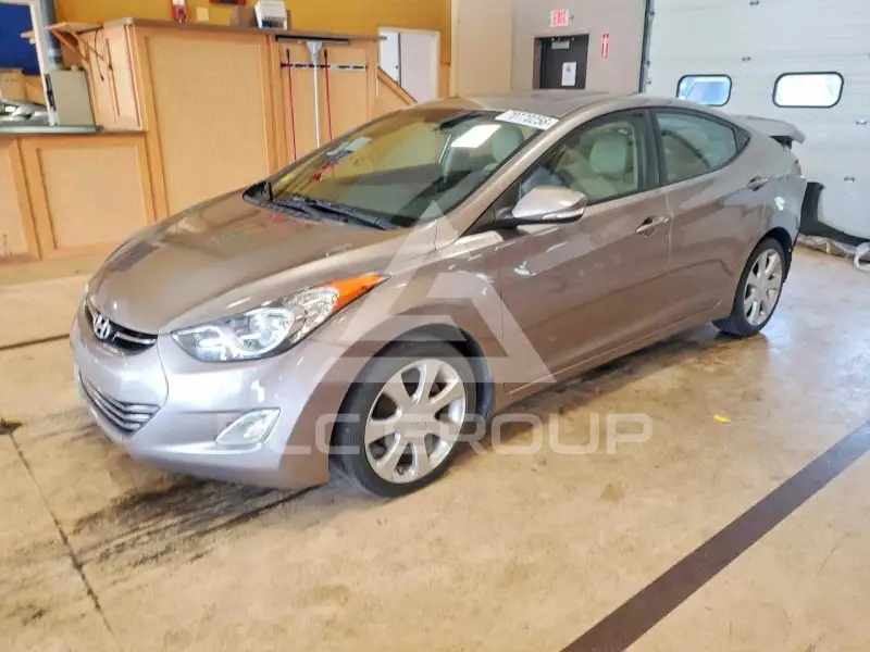 2012 Hyundai Elantra photo