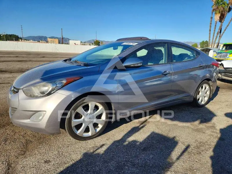 2012 Hyundai Elantra фото