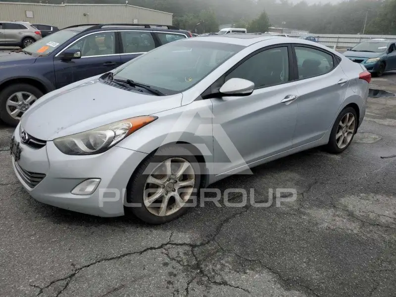 2012 Hyundai Elantra фото