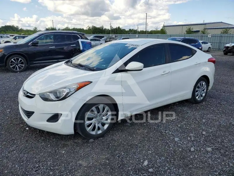 2012 Hyundai Elantra фото