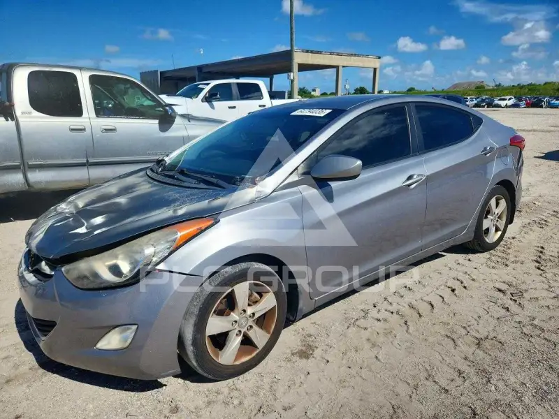 2012 Hyundai Elantra фото