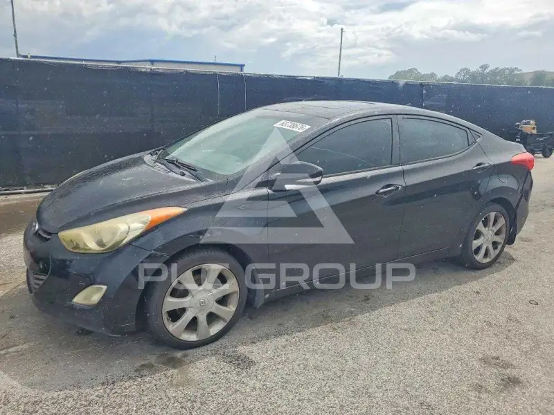 2012 Hyundai Elantra photo