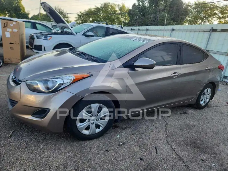 2012 Hyundai Elantra photo
