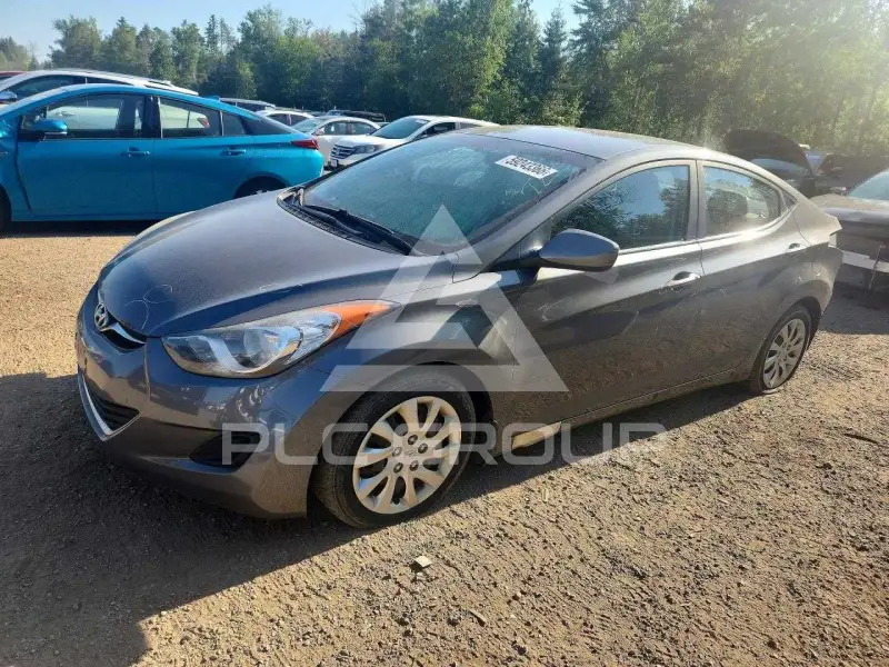 2012 Hyundai Elantra photo