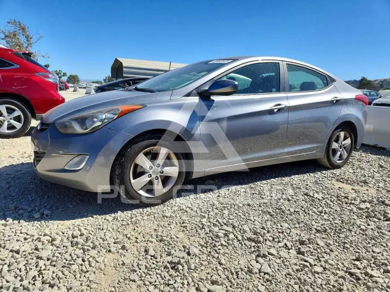 2012 Hyundai Elantra фото