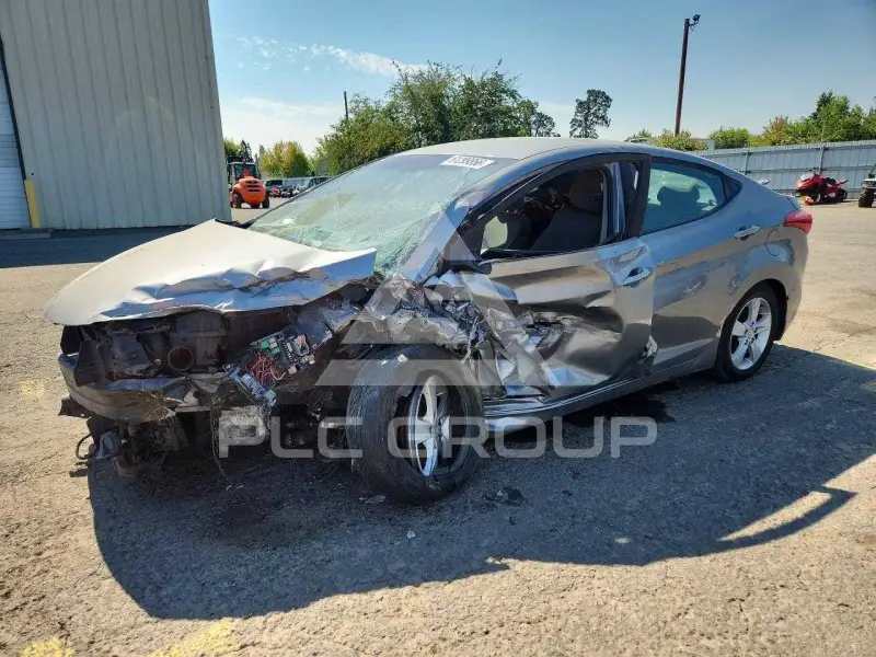 2012 Hyundai Elantra фото
