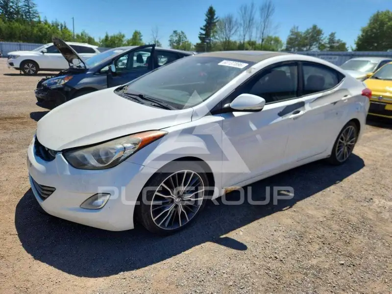 2012 Hyundai Elantra photo