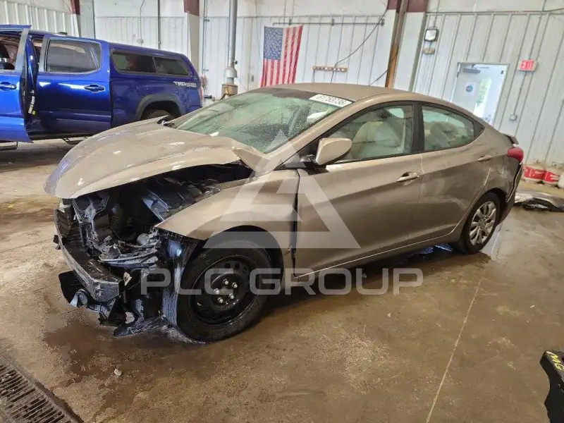 2012 Hyundai Elantra фото