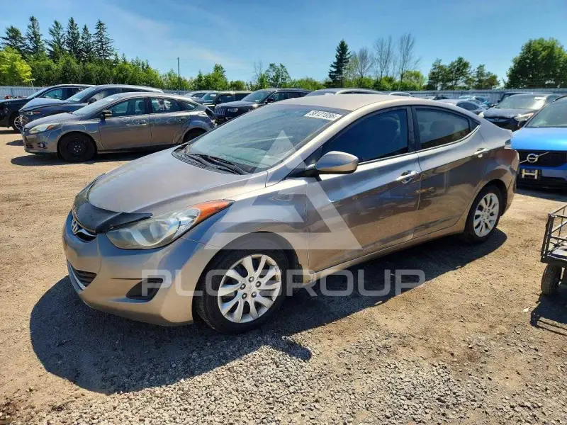 2012 Hyundai Elantra photo