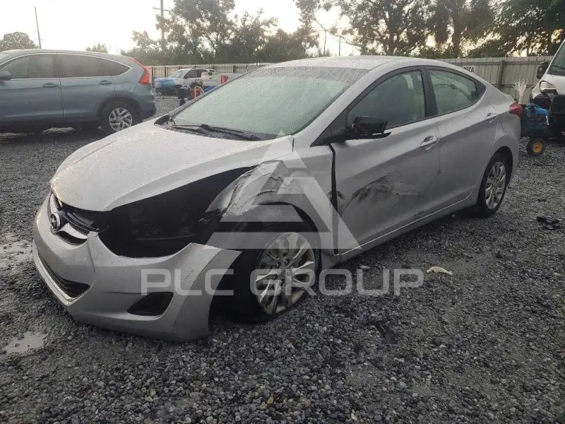 2012 Hyundai Elantra фото