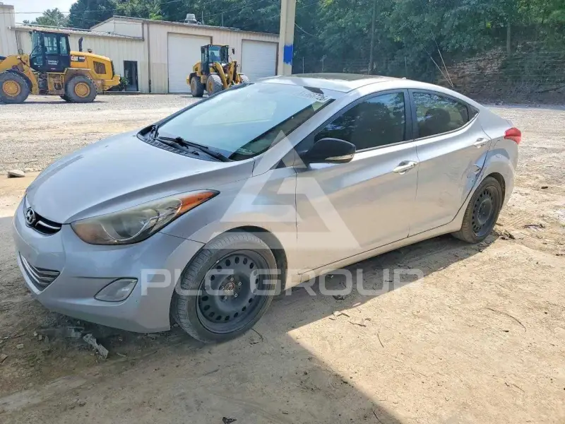 2012 Hyundai Elantra фото