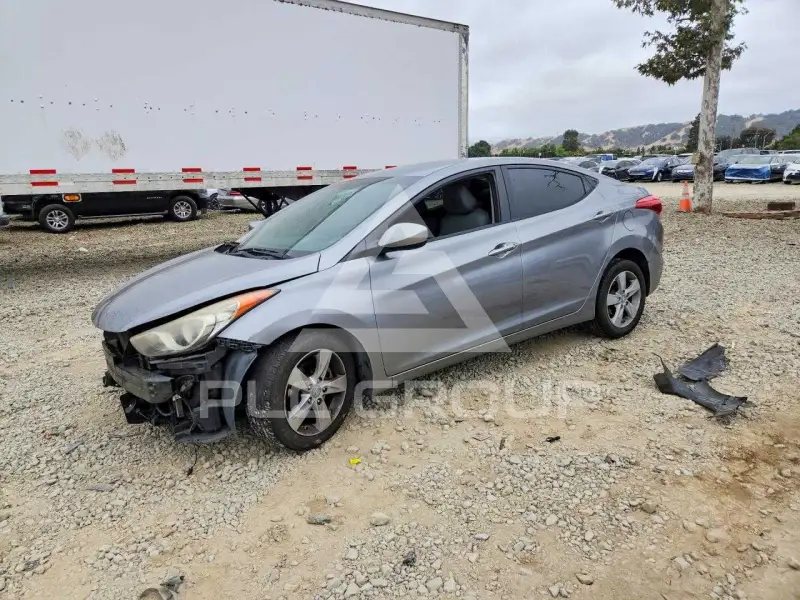 2012 Hyundai Elantra фото