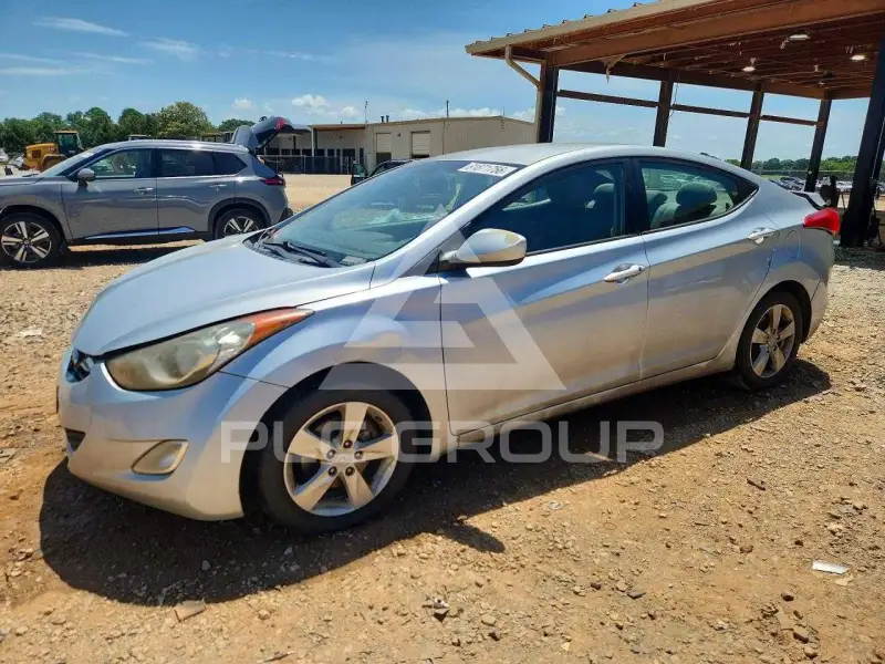 2012 Hyundai Elantra фото