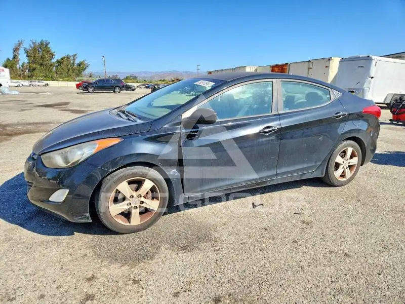 2012 Hyundai Elantra фото