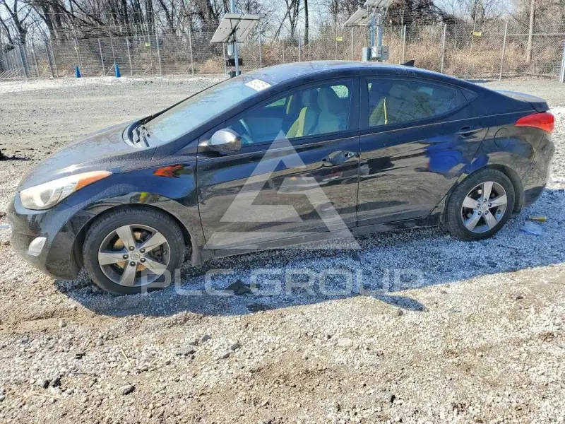 2012 Hyundai Elantra photo