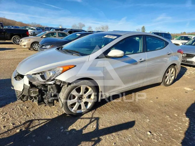 2012 Hyundai Elantra фото